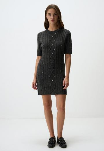 Платье футляр