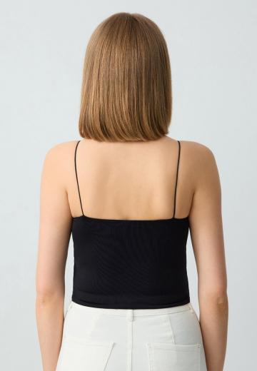 Топ на бретельках