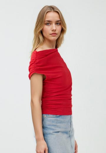 Блузка без рукавов