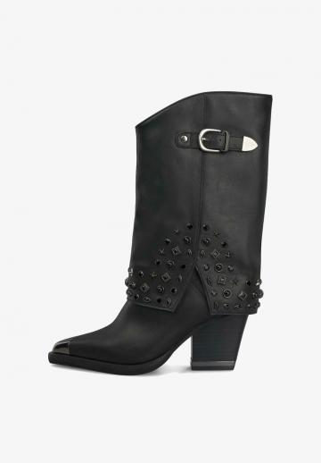 Полусапожки на высоком каблуке