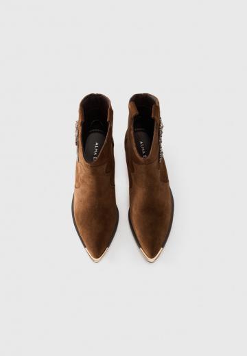 Ковбойские сапоги