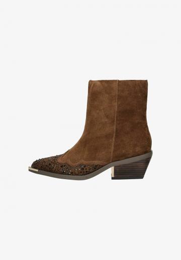 Ковбойские сапоги