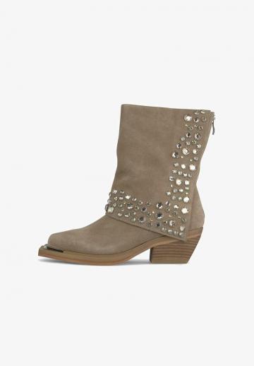 Ковбойские сапожки