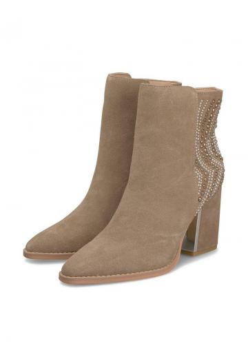 Полусапожки на высоком каблуке