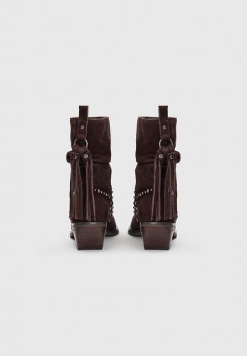 Ковбойские сапоги