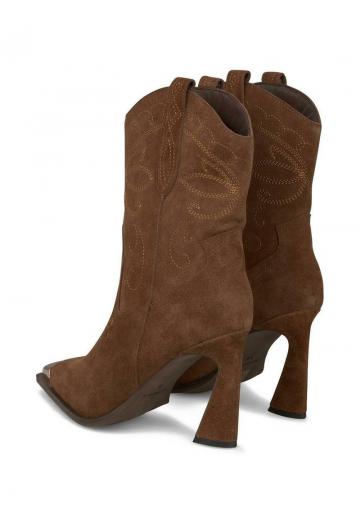 Полусапожки на высоком каблуке