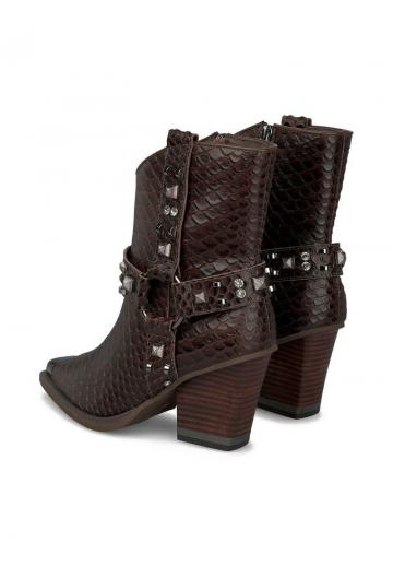 Полусапожки на высоком каблуке