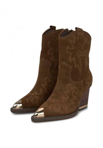 Полусапожки на высоком каблуке