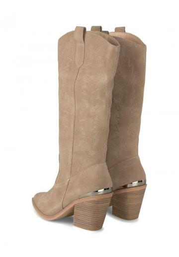 Ковбойские сапоги