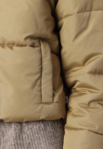 Короткая куртка