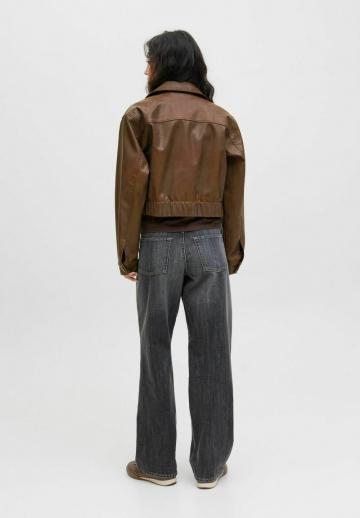 Короткая куртка