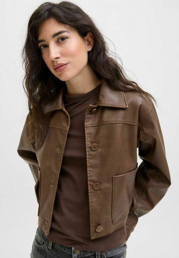 Короткая куртка