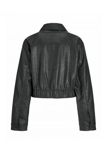 Короткая куртка