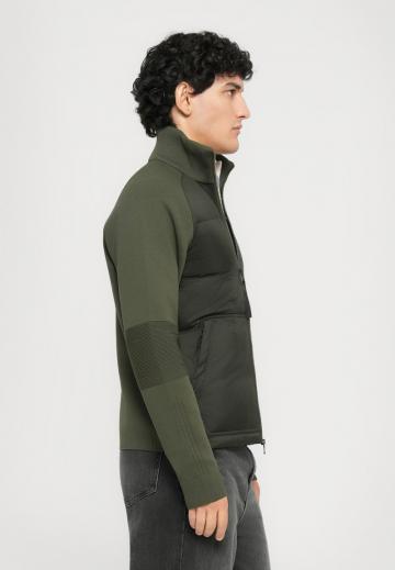 Зимняя куртка