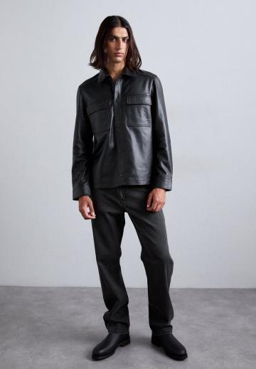 Кожаная куртка
