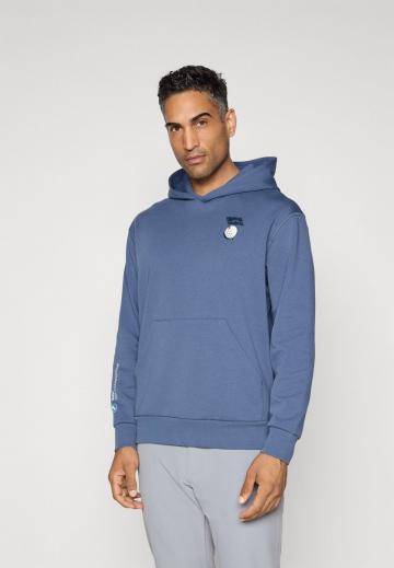 Спортивная кофта