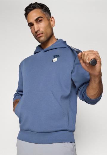 Спортивная кофта