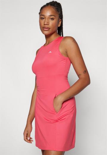 Спортивное платье