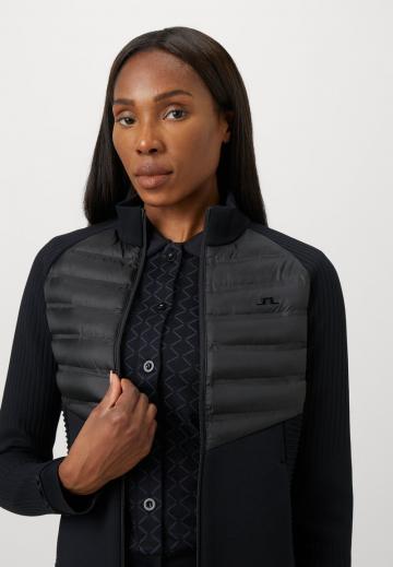 Спортивная толстовка