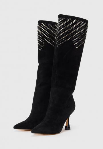 Высокие сапоги