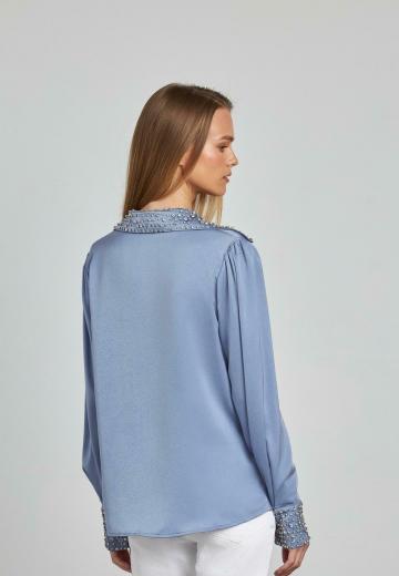 Атласная блузка