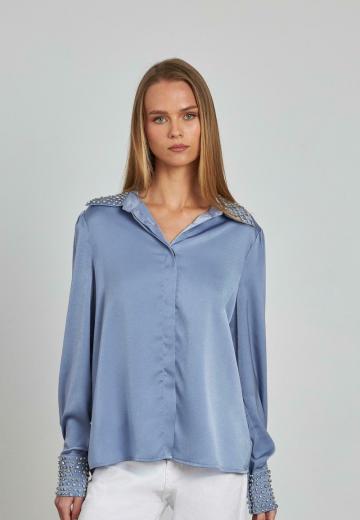 Атласная блузка