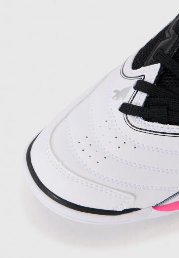 Футбольные бутсы