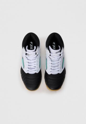 Кроссовки для зала