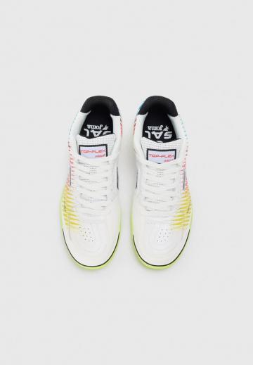 Футбольные бутсы