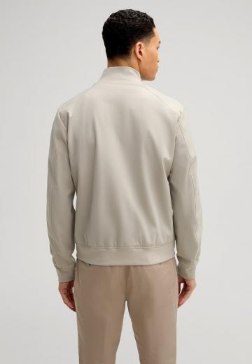 Куртка бомбер