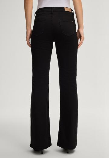 Клешеные брюки