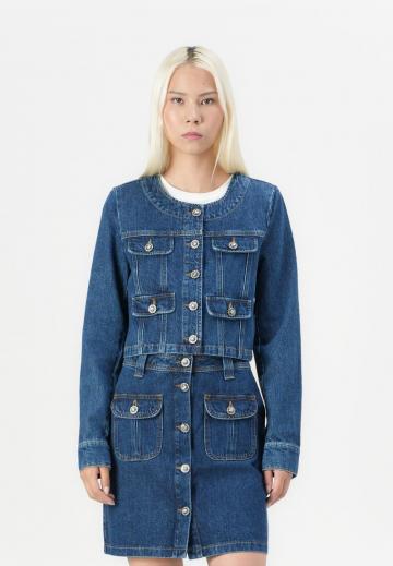 Джинсовая куртка