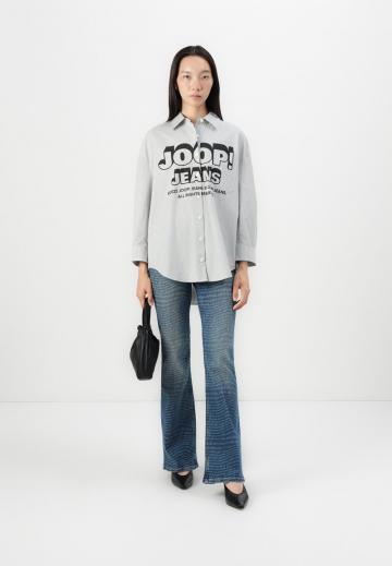 Клешеные брюки