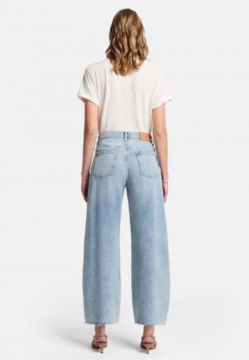 Свободные джинсы