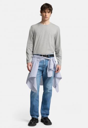 Прямые джинсы