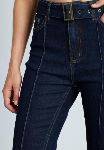 Клешеные брюки