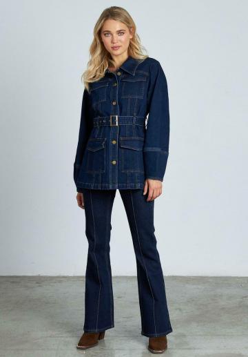 Клешеные брюки