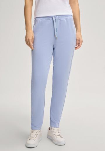 Узкие брюки