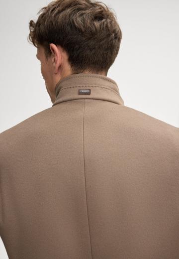 Короткое пальто