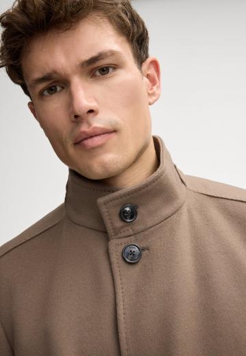 Короткое пальто