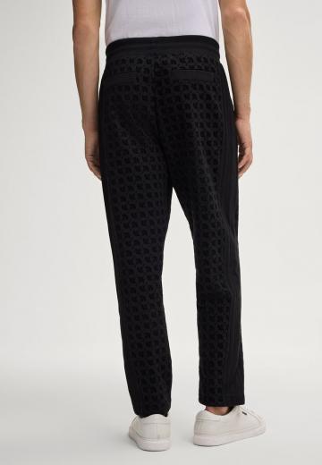 Спортивные штаны