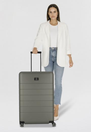 Чемодан на колесах