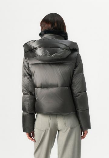 Зимняя куртка