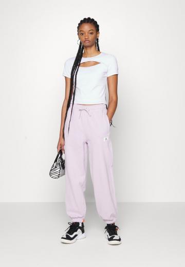 Спортивные штаны