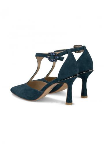 Туфли с ремешком