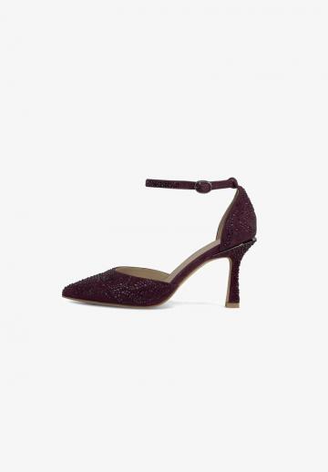 Туфли с ремешком