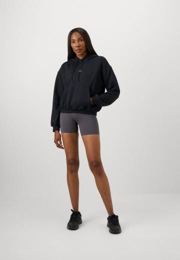 Спортивная толстовка