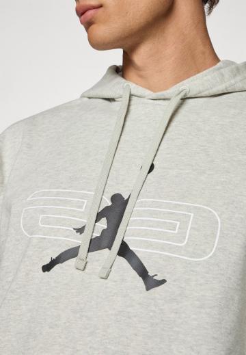 Спортивная кофта