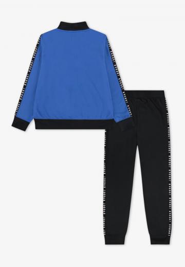 Набор одежды