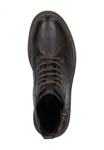 Ботинки на шнуровке